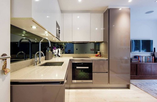 Hampstead Apartment | The Bohemian Rhapsody, Garden Apartment Hampstead - by Out of Office Lifestyle