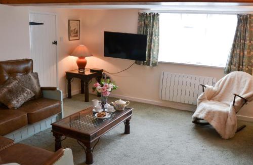 Horning House | The Brambles