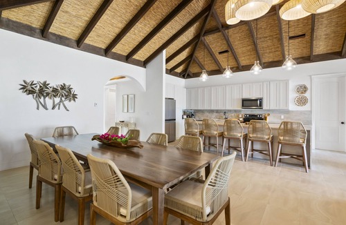 Farmer's Hill Villa | The Breakwater- HEATED POOL with Swim Up Bar on Sandy, Secluded Beach!