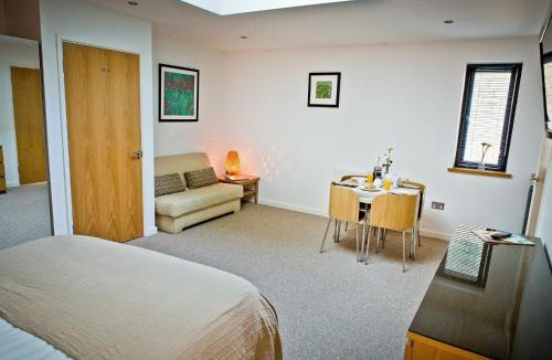 Bathford House | The Cedars