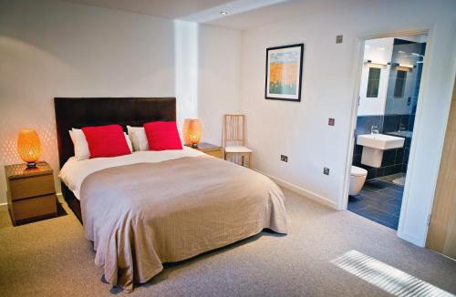 Bathford House | The Cedars