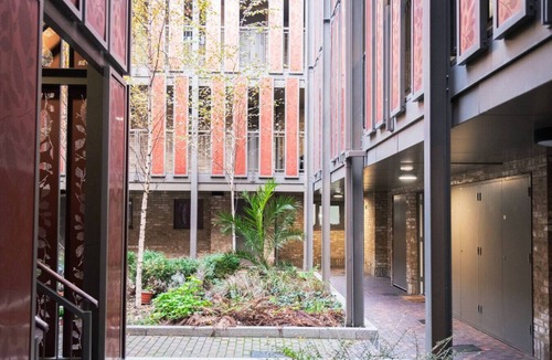 Surrey Docks Condo | The City Song 1 bedroom apartment in Rotherhithe