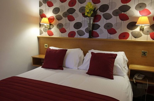 Carnforth Hotel | The County Lodge