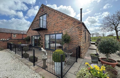Fulford House | The Cowshed - near Alton Towers!
