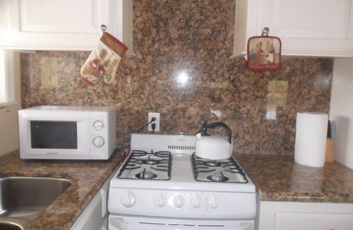 Great Exuma Cottage | The Cozy Cottage comes 10% discount at TwinConnection Floating Bar.