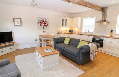 Dalbury Lees Cottage | THE CROFT, pet friendly, with a garden in Hollington, Derbyshire