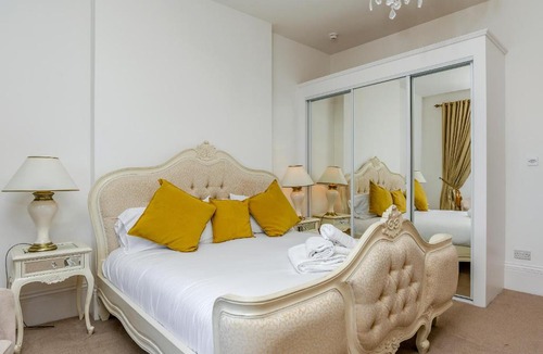 Babbacombe Apartment | The Downs