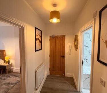 Flitwick Apartment | The Felix Apartments - 2 Bedrooms - WIFI - FREE Parking