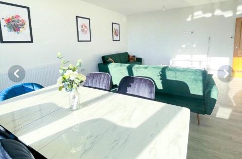 Flitwick Apartment | The Felix Apartments - 3 Bedrooms - FREE Parking - Close to train station