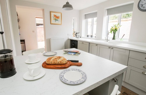 Ludwel Cottage | THE FERNS, pet friendly, character holiday cottage in Ludlow