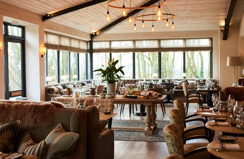 Broadway Hotel | The Fish Hotel