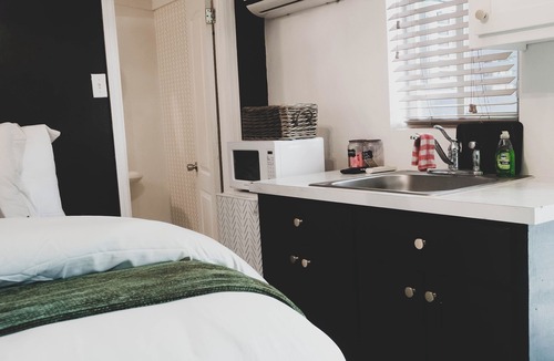 Nassau Apartment | The Garden Oasis Bahamas