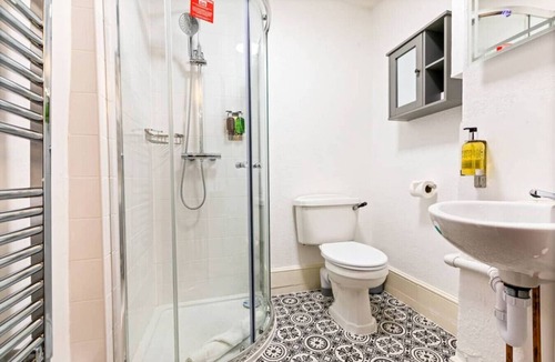 Great Missenden Bed & Breakfast | The George Inn Rooms - Room 5