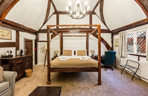 Great Missenden Bed & Breakfast | The George Inn - Room 4