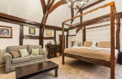 Great Missenden Bed & Breakfast | The George Inn - Room 4