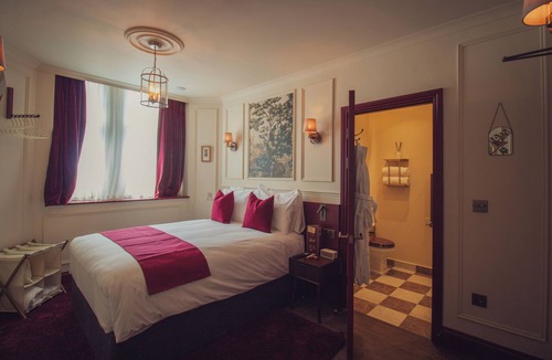 Royal Borough of Kensington and Chelsea Hotel | The Goat in Boots