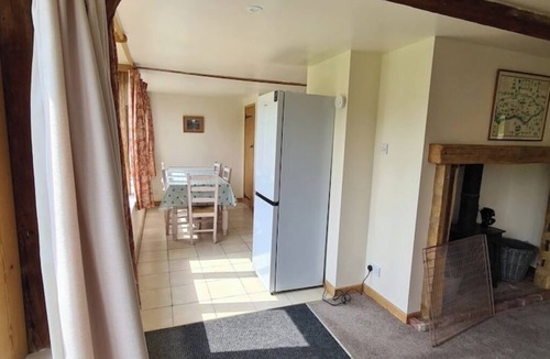 Offham House | The Granary - Countryside Haven