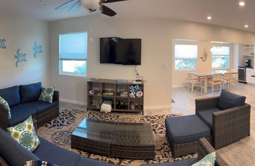 Treasure Cay Villa | The Green Grouper, oversized beach villa.