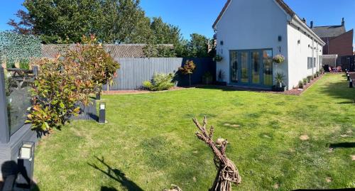 Peterlee House | The hidden barn