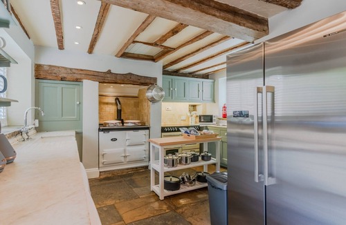 Alcester House | The Hunting Lodge at Ragley Estate - sleeps 16 guests in 7 bedrooms