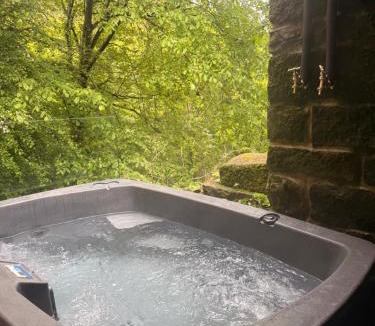 Cragg Vale House | The Keep at Castlegate - Luxury detached retreat in Cragg vale, Hebden Bridge