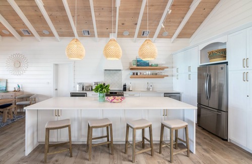Jimmy Hill Villa | The Lemon Tree House - 5 Bedroom, 6 Bath Oceanfront Villa on Beautiful Tar Bay!