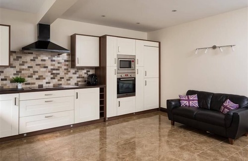 York Apartment | The Light Well