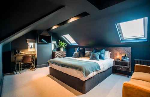 Duxford Hotel | The Lodge Duxford
