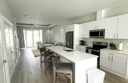 Palm Cay Villa | The Lucaya Villa