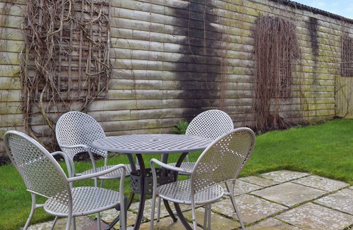 Thame Cottage | The Old Dairy - Meadowbrook Farm