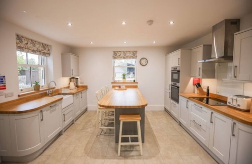 Sawtry Other | The Old Farmhouse · Stunning farmhouse in Cambridgeshire countryside