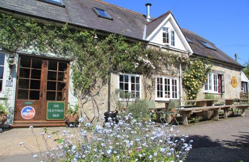 Compton Abbas Bed & Breakfast | The Old Forge Glamping and Cottage Stays