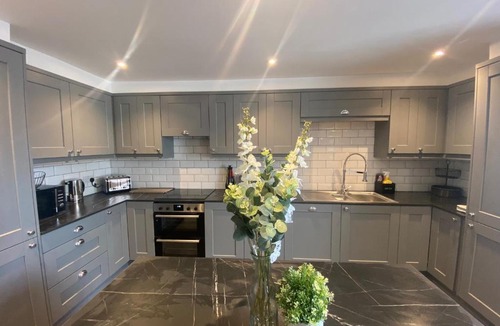 Wing Apartment | The Old Gables, Brampton Town Centre, Hadrians Wall Sleeps 4