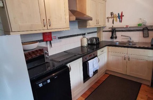 Jacobstow Apartment | THE OLD RECTORY KIRKULLEN LOFT APARTMENT in Jacobstow 10 mins to Widemouth bay and Crackington Haven,15 mins Bude,20 mins tintagel, 27 mins Port Issac