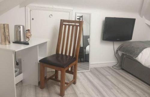 Uttoxeter Bed & Breakfast | The Paddock Side