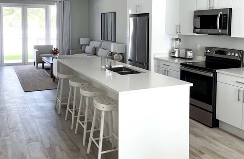 Nassau Villa | The Pelican Villa