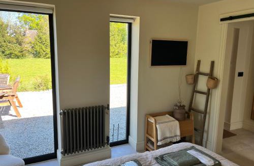 Abbess Roding House | The Piggery - a Kentish countryside retreat!