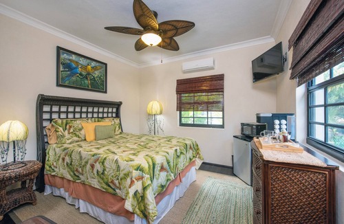 Rock Sound House | The Pilot House Boutique Suite #4 Rock Sound