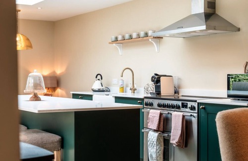 Bourton House | The Potting Shed | Banham Cottages