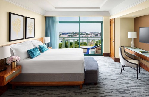 Paradise Island Resort | The Reef at Atlantis - 2 Bedroom Suite Harbor View with Full Resort Benefits