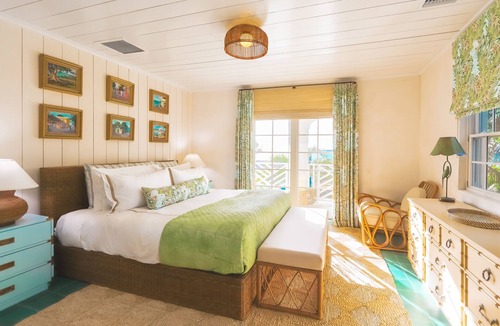 Dunmore Town Hotel | The Rock House Hotel