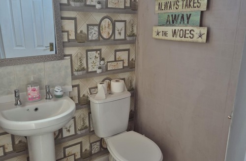 Blackpool Town Center Bed & Breakfast | The Rutlands