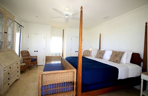 Schooner Bay Hotel | The Sandpiper Inn & Cottages