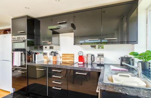 Hartwell House | The Sculptors Cottage - Pass the Keys