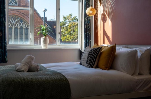 Westbourne Apartment | The Sprinkle Pad 3BR Luxury Family Retreat