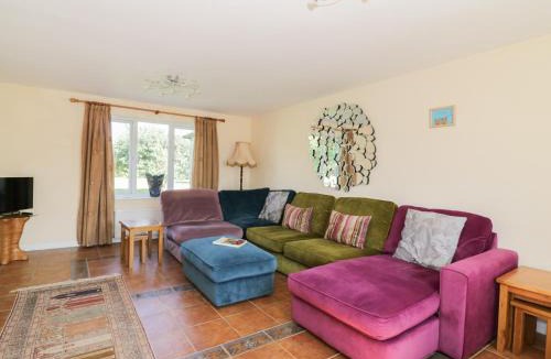 Wicken House | The Stables