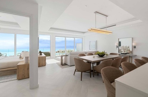 Port New Providence Condo | The Sunset Condo