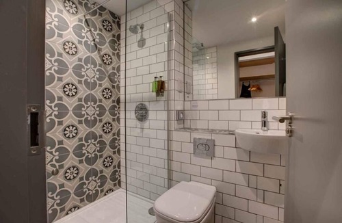 Temple Cloud Bed & Breakfast | The Temple Inn