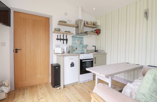 St Wenn Cottage | THE TINYSTORE, romantic, character holiday cottage in Lanivet