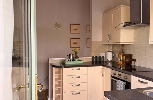 Nunney Cottage | The View Cottage -Tennis Court- Nr Frome, Longleat